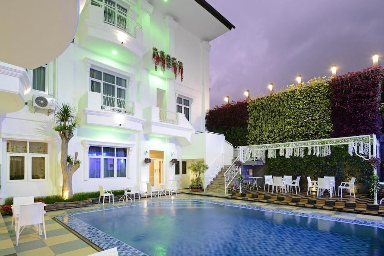 Sahira Butik Pakuan Syariah Hotel Bogor Esterno foto