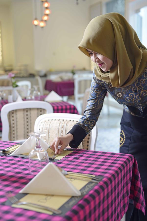 Sahira Butik Pakuan Syariah Hotel Bogor Esterno foto